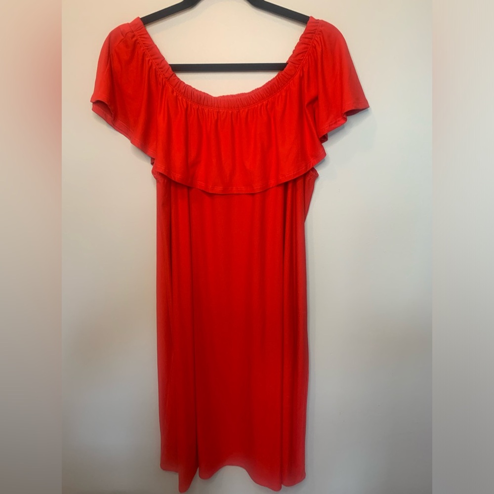 NWOT Plus size red off the shoulder dress - Picture 2 of 4